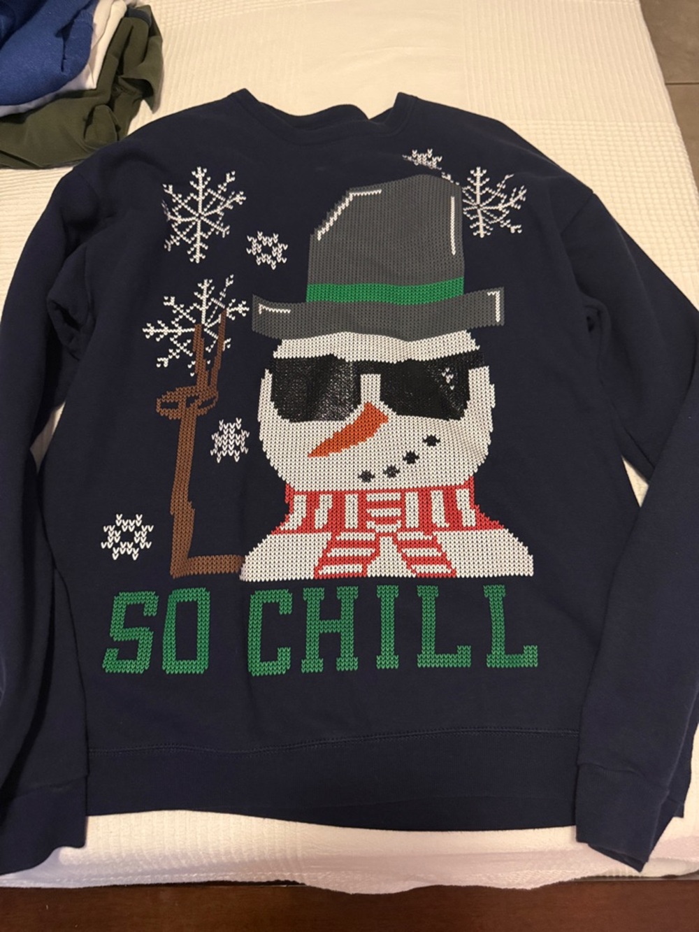 Hanes Navy Crewneck Sweatshirt with Snowman Graphic and Green Accents